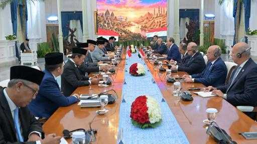 الرئيس السيسي: توافق مع إندونيسيا لرفع حجم التبادل التجاري إلى 5 مليارات... الرئيس السيسي: توافق مع إندونيسيا لرفع حجم التبادل التجاري إلى 5 مليارات دولار بحلول 2030