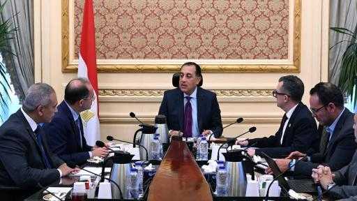 رئيس الوزراء يُناقش محاور الشق الاقتصادي المقرر عرضها خلال ”منتدى مصر 2026”