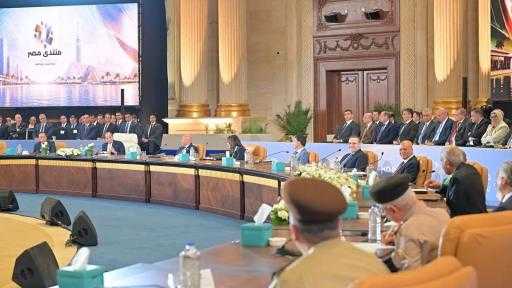 الرئيس السيسي يوجه الحكومة وصندوق تحيا مصر بإنشاء ٢٠٠ ألف وحدة سكنية... الرئيس السيسي يوجه الحكومة وصندوق تحيا مصر بإنشاء ٢٠٠ ألف وحدة سكنية لغرض الإيجار