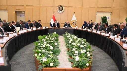 وزيرا الصناعة والاستثمار يبحثان مع مصانع الحديد والصلب التحديات التي تواجهها لضمان استقرار السوق وتوافر مستلزمات الإنتاج
