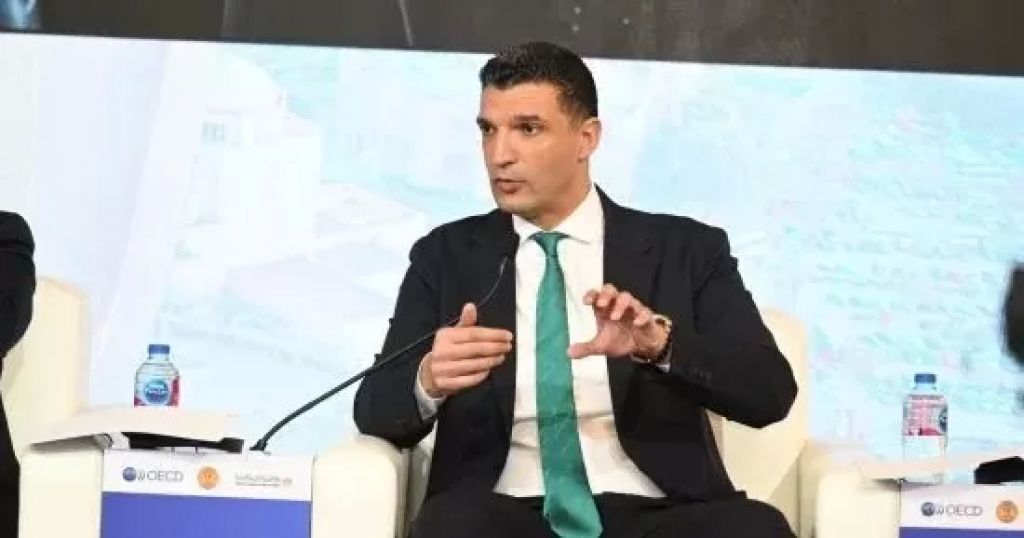 وزير الصناعة