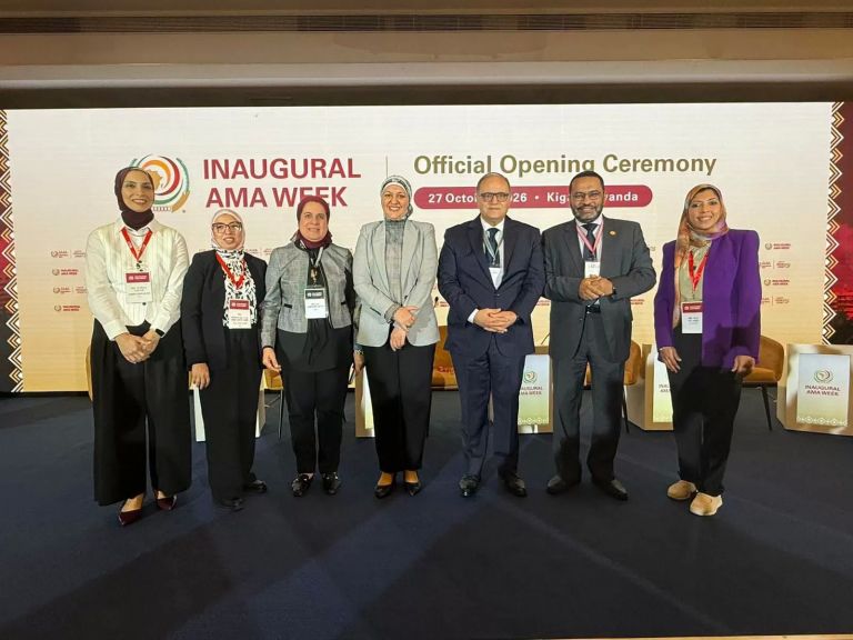وفد الهيئة المشارك في الاجتماعات